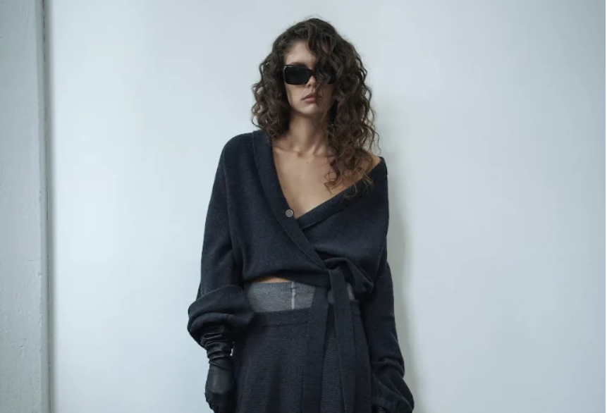 The Ultimate Guide to Women’s Blouse Tops in Australia women's blouse tops