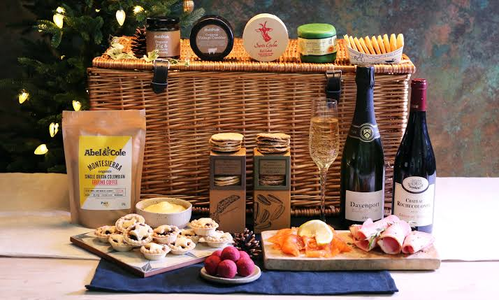 How to Choose Christmas Hampers for Different Recipients How to Choose Christmas Hampers for Different Recipients