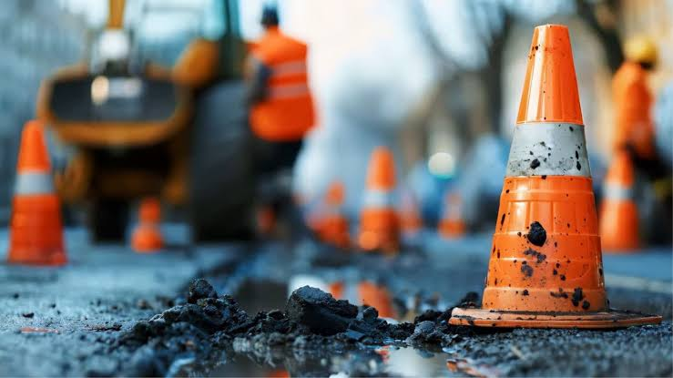 7 Things Most Homeowners Get Wrong When Hiring Paving Contractors in the US