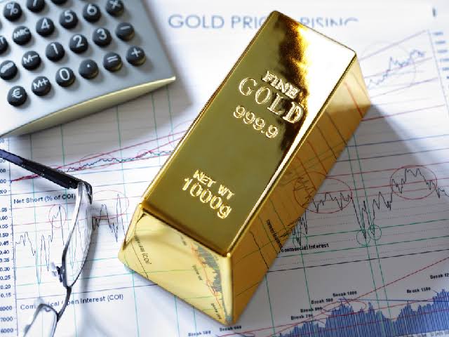 Why Does Gold Bullion Cost More Than the Spot Price? Why Does Gold Bullion Cost More Than the Spot Price?